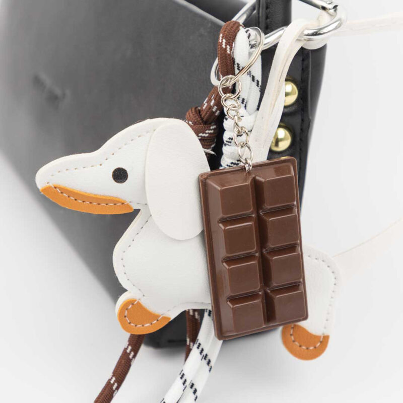 LLAVERO CHARMS PERRITO SALCHICHA + CHOCOLATE - Imagen 2