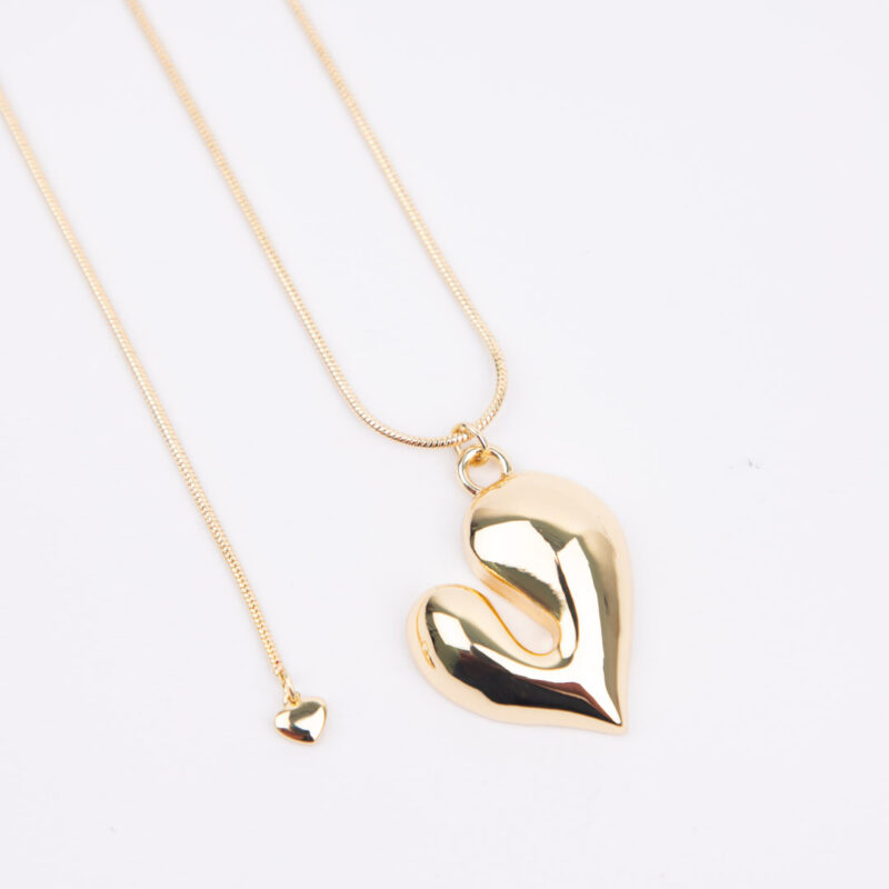 COLLAR LARGO DE CORAZON - Imagen 2