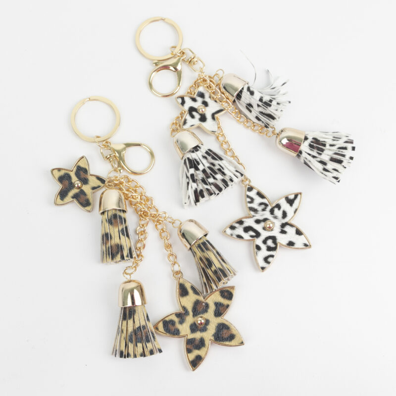 LLAVERO CHARMS ESTRELLA ANIMAL PRINT