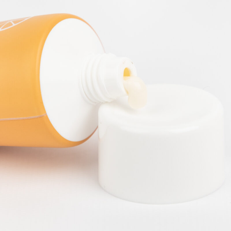 CREMA HIDRATANTE RADIANT SKIN VITAMINA C 100gr - Imagen 2