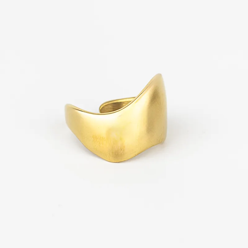 ANILLO BAÑADO EN ORO