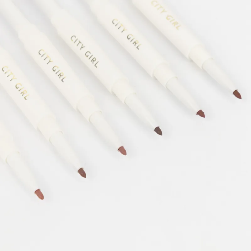 LABIAL + DELINEADOR - Imagen 14