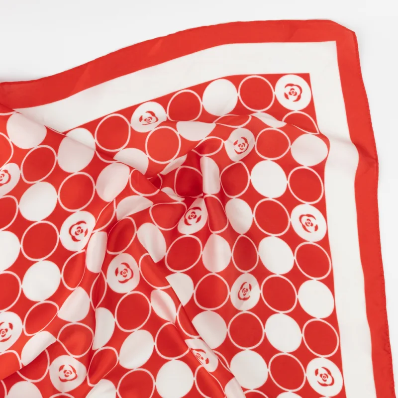 PAÑUELO DE SEDA ESTAMPADO - Imagen 2