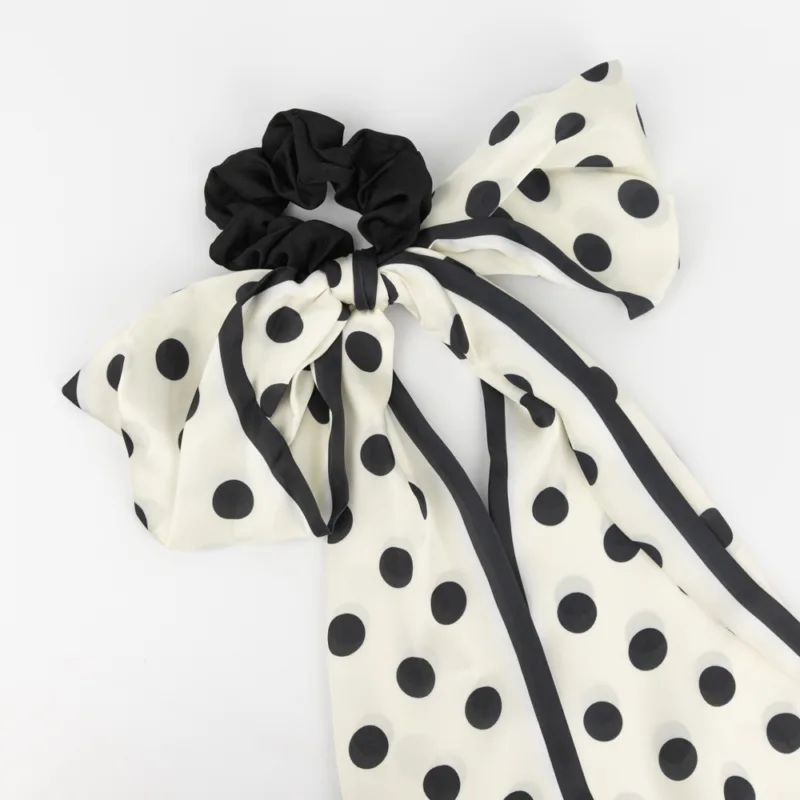 COLITA CON PAÑUELO DE SEDA ESTAMPADO - Imagen 2