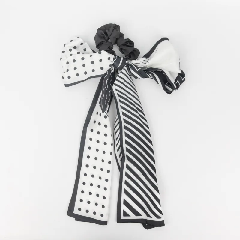 COLITA CON PAÑUELO DE SEDA ESTAMPADO - Imagen 4